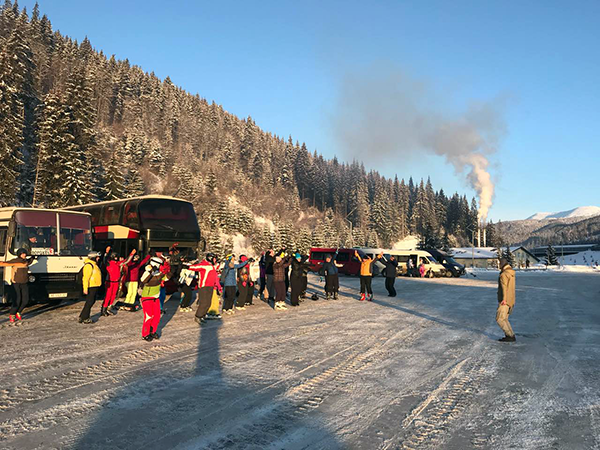 Буковель Поїздом: Гірськолижна Пригода з Полтави за 5 Днів