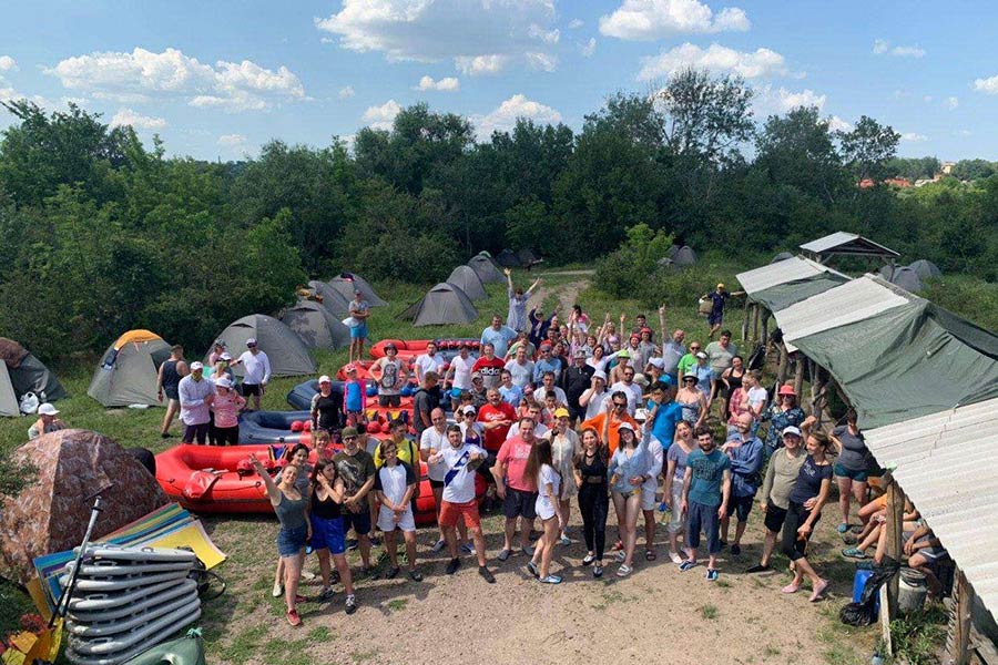 Відпочинок з наметами на Південному Бузі Мігея